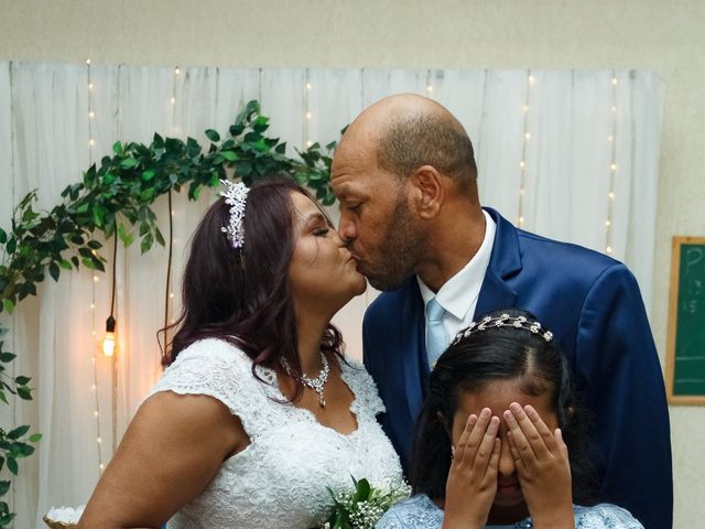 O casamento de Sidney e Sandra em Igarapé, Minas Gerais 18