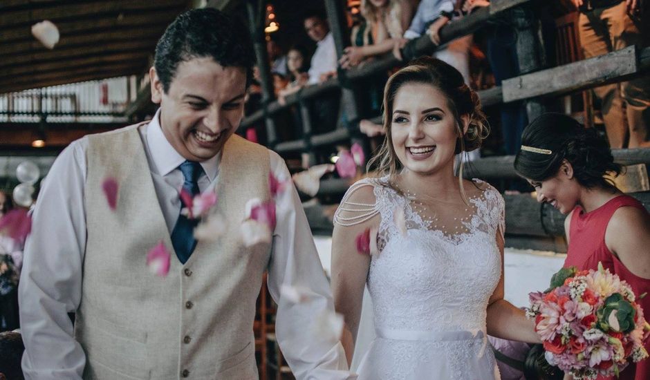 O casamento de William e Mariana em Guaratuba, Paraná