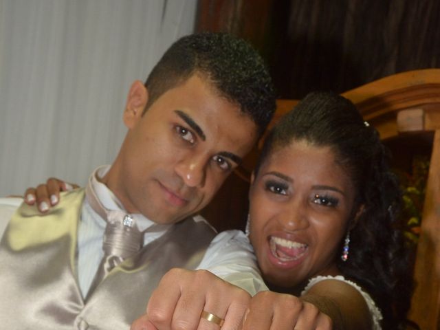 O casamento de Gustavo e Elisangela em Niterói, Rio de Janeiro 15