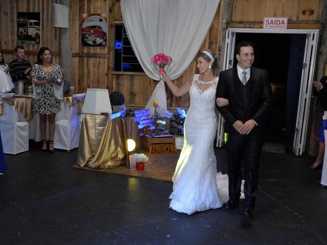 O casamento de Henrique e Francieli em Tapejara, Rio Grande do Sul 24