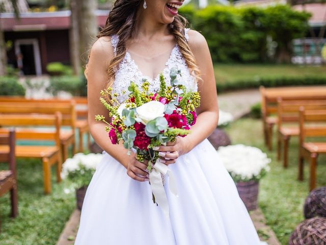 O casamento de Gabriel e Jacqueline em Guararema, São Paulo Estado 32