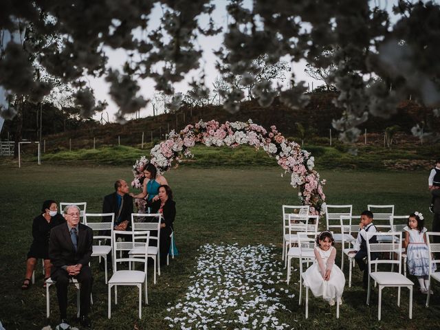 O casamento de Lincon e Blena em Pedro Leopoldo, Minas Gerais 21