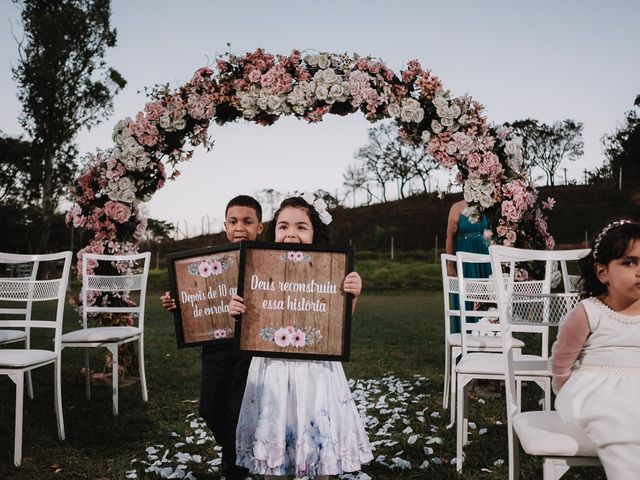 O casamento de Lincon e Blena em Pedro Leopoldo, Minas Gerais 24