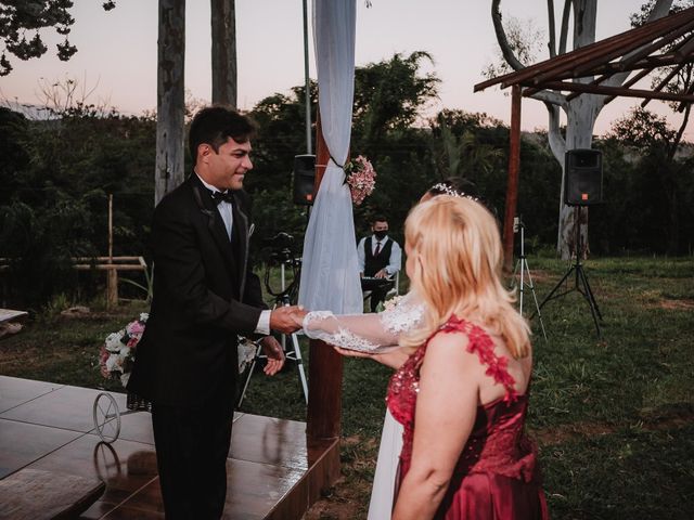 O casamento de Lincon e Blena em Pedro Leopoldo, Minas Gerais 33