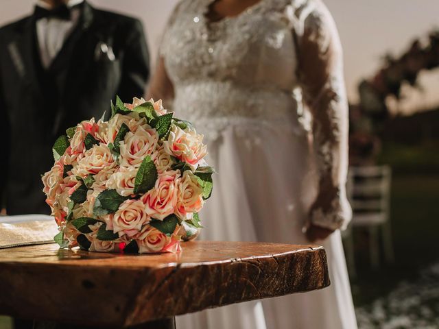 O casamento de Lincon e Blena em Pedro Leopoldo, Minas Gerais 38