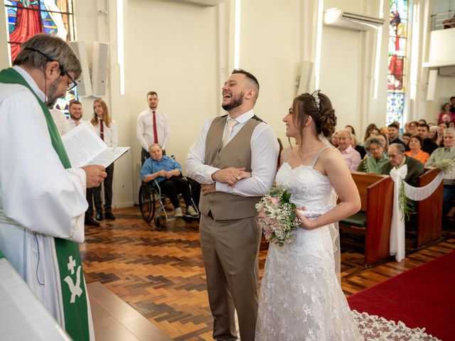 O casamento de Gabriele e Jordan em Porto Alegre, Rio Grande do Sul 8