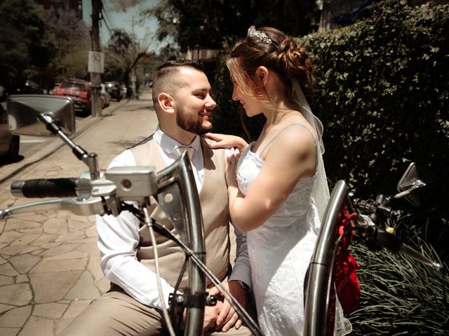 O casamento de Gabriele e Jordan em Porto Alegre, Rio Grande do Sul 21