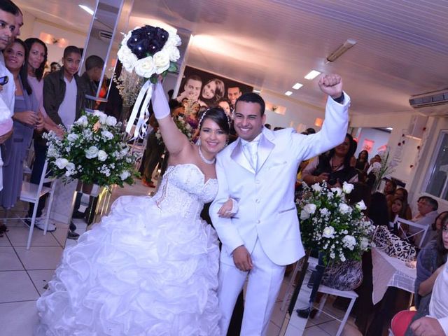 O casamento de Allan e Amanda em Belford Roxo, Rio de Janeiro 17