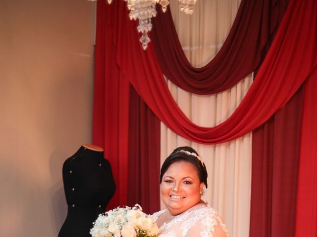 O casamento de Fabio e Mariane em Uberlândia, Minas Gerais 7