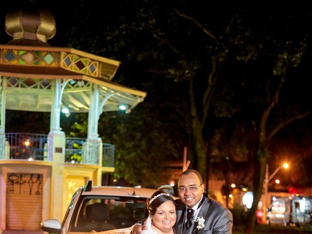 O casamento de Fabio e Mariane em Uberlândia, Minas Gerais 20