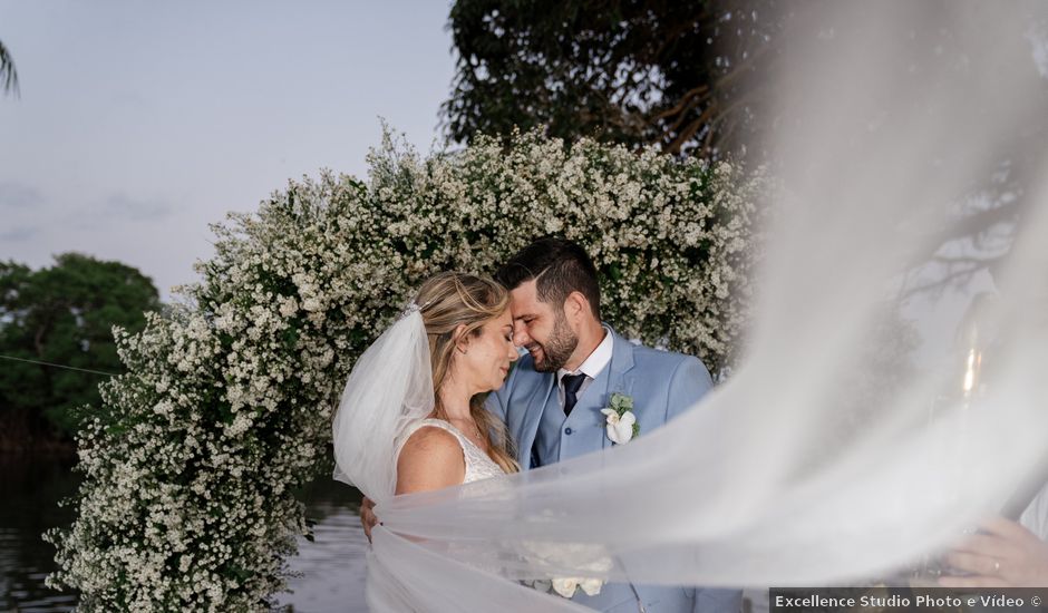 O casamento de Ebert e Lenice em Lauro de Freitas, Bahia