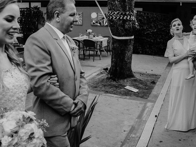 O casamento de Mauro e Monique em Balneário Camboriú, Santa Catarina 15