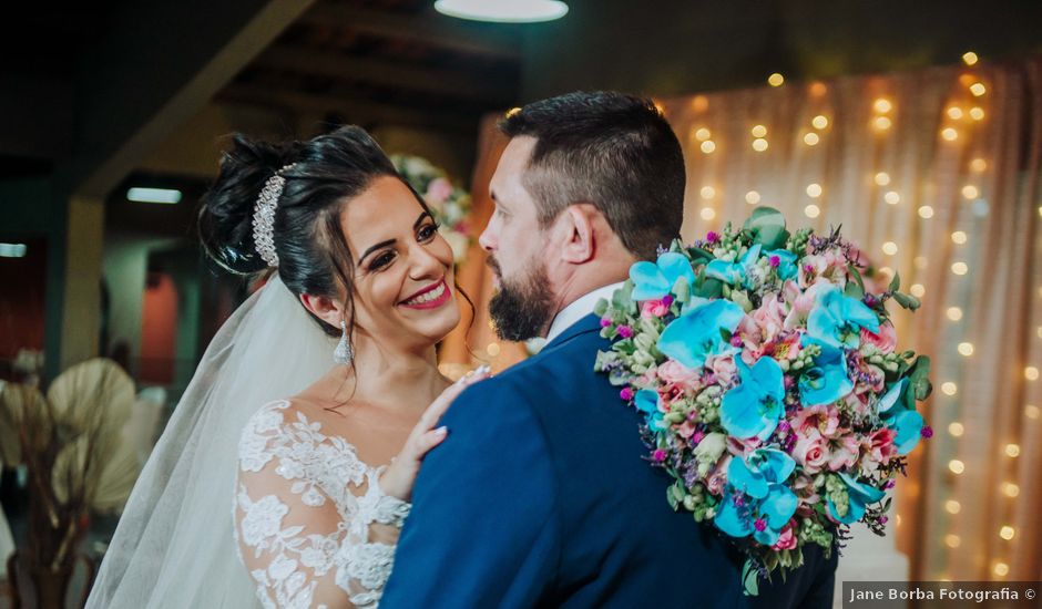 O casamento de Gualtier e Milena em Vila Velha, Espírito Santo