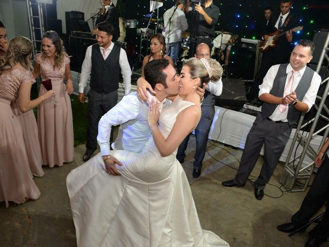 O casamento de Bruno e Dheny em Brasília de Minas, Minas Gerais 33