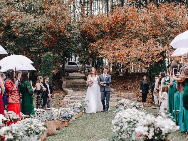 O casamento de Renan e Isabela em Curitiba, Paraná 31