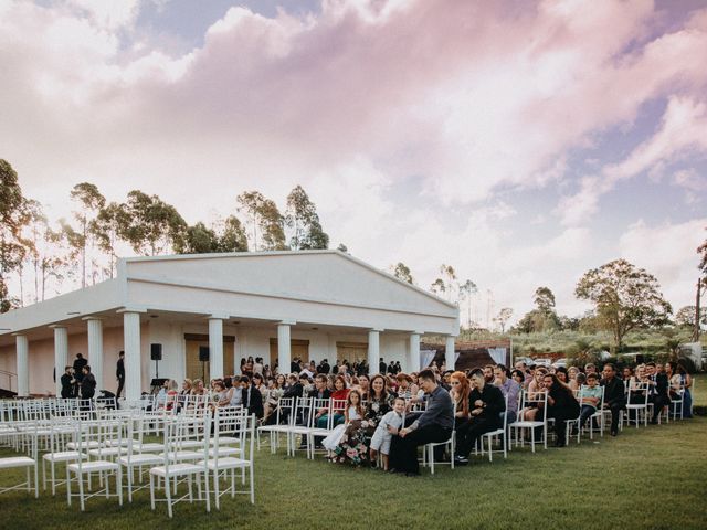 O casamento de Leonardo e Carla em Cascavel, Paraná 35