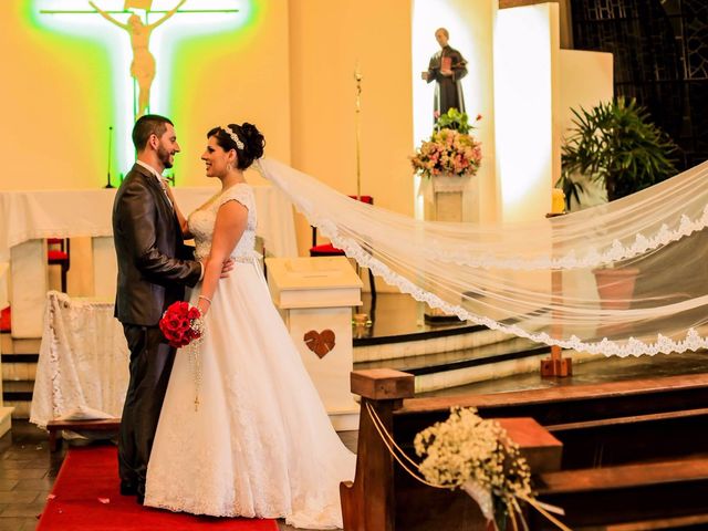 O casamento de Renato  e Larissa  em Porto Alegre, Rio Grande do Sul 8
