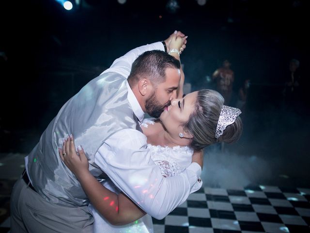 O casamento de Clecio e Kelly em Toledo, Paraná 16