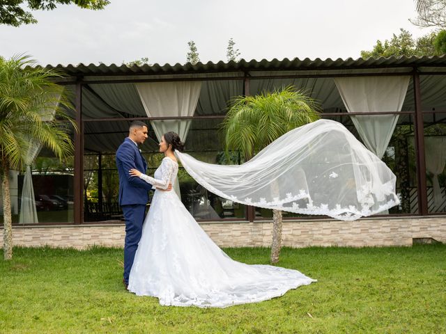 O casamento de Thiago  e Ingrid  em Mairiporã, São Paulo Estado 9