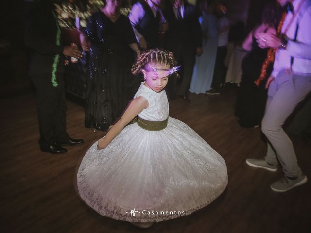 O casamento de Cynthia e Antonio Carlos em Curitiba, Paraná 6