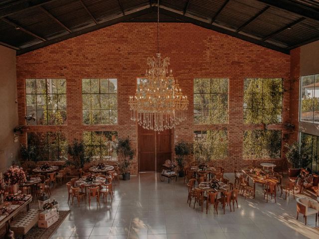 O casamento de Yuri e Carol em Santa Cruz da Serra, Rio de Janeiro 17