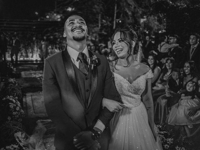 O casamento de Yuri e Carol em Santa Cruz da Serra, Rio de Janeiro 25