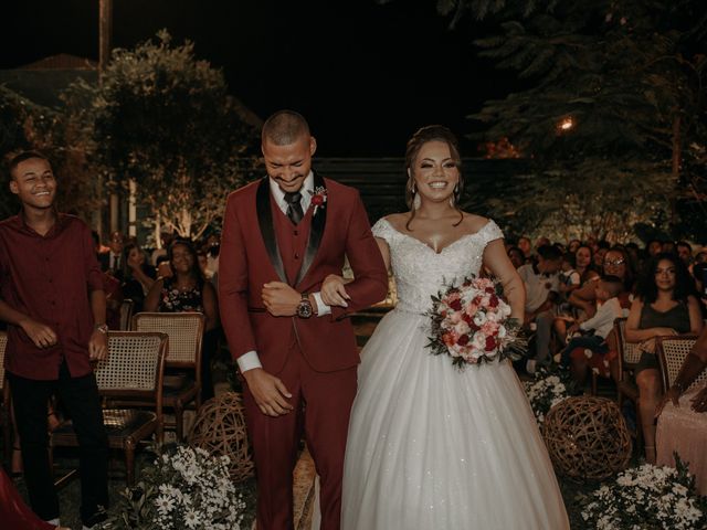 O casamento de Yuri e Carol em Santa Cruz da Serra, Rio de Janeiro 27