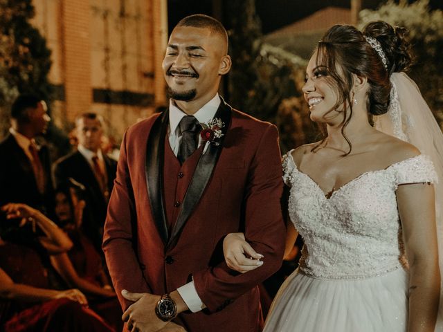 O casamento de Yuri e Carol em Santa Cruz da Serra, Rio de Janeiro 29