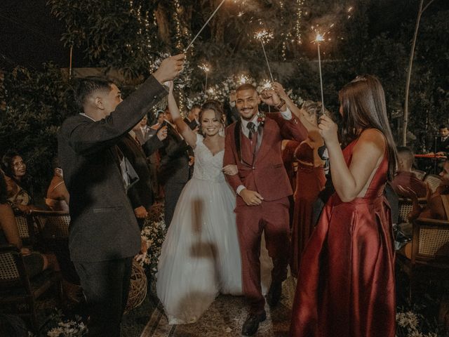 O casamento de Yuri e Carol em Santa Cruz da Serra, Rio de Janeiro 30