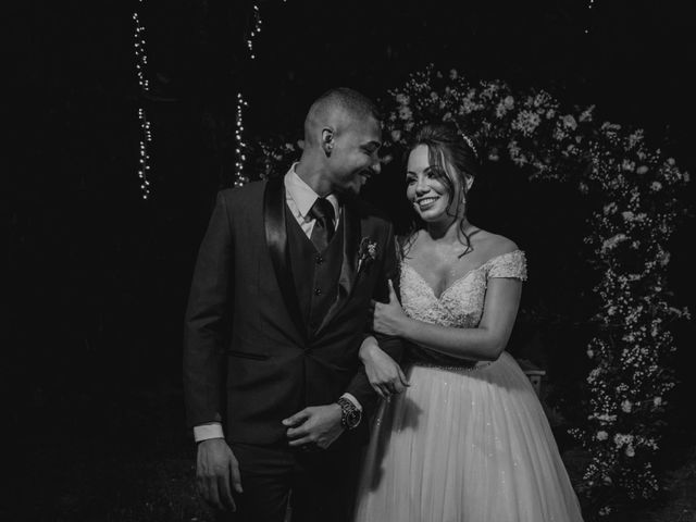 O casamento de Yuri e Carol em Santa Cruz da Serra, Rio de Janeiro 38