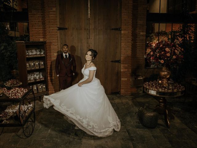 O casamento de Yuri e Carol em Santa Cruz da Serra, Rio de Janeiro 40