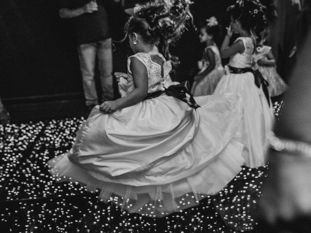 O casamento de Yuri e Carol em Santa Cruz da Serra, Rio de Janeiro 54