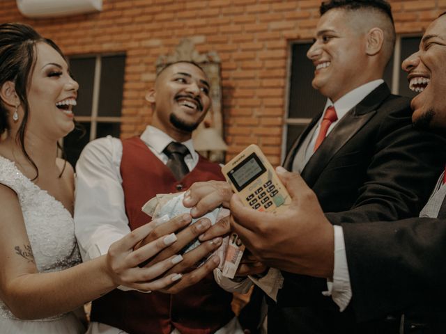 O casamento de Yuri e Carol em Santa Cruz da Serra, Rio de Janeiro 68