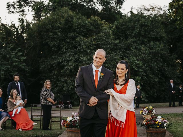 O casamento de Vinícius e Lidiane em Santa Maria, Rio Grande do Sul 27