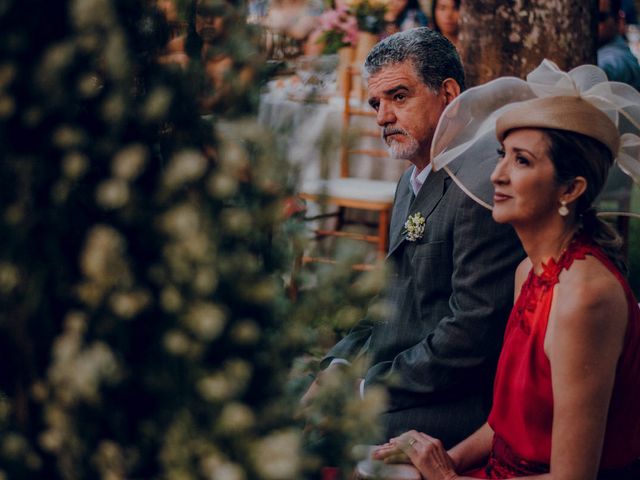 O casamento de Felix e Isabela em Monte Gordo, Bahia 29