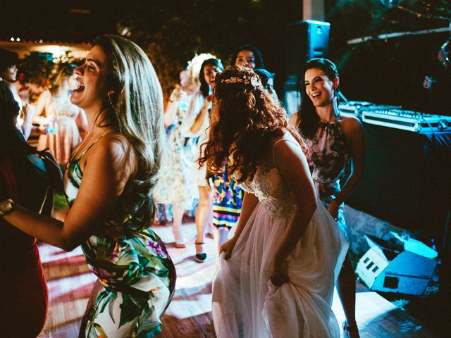 O casamento de Felix e Isabela em Monte Gordo, Bahia 57