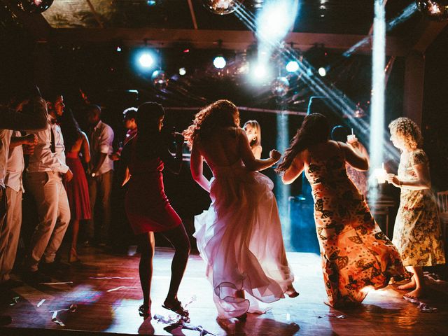 O casamento de Felix e Isabela em Monte Gordo, Bahia 77