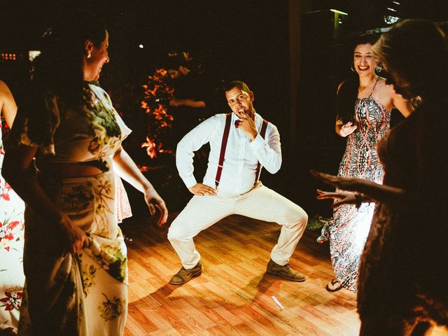 O casamento de Felix e Isabela em Monte Gordo, Bahia 88