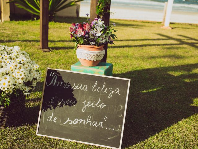 O casamento de André e Tamires em Bombinhas, Santa Catarina 16