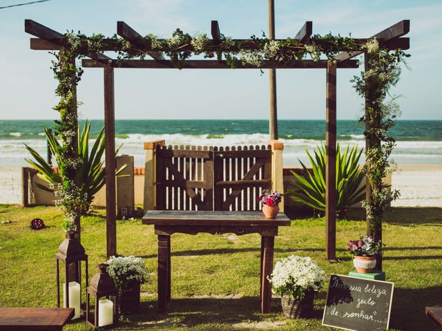 O casamento de André e Tamires em Bombinhas, Santa Catarina 17