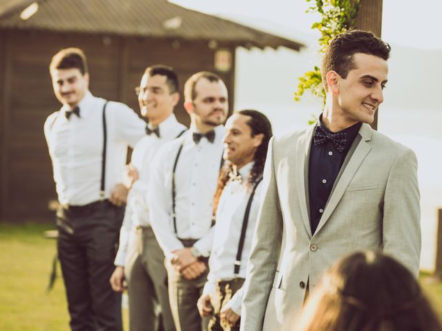 O casamento de André e Tamires em Bombinhas, Santa Catarina 28