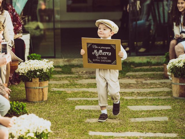 O casamento de André e Tamires em Bombinhas, Santa Catarina 29