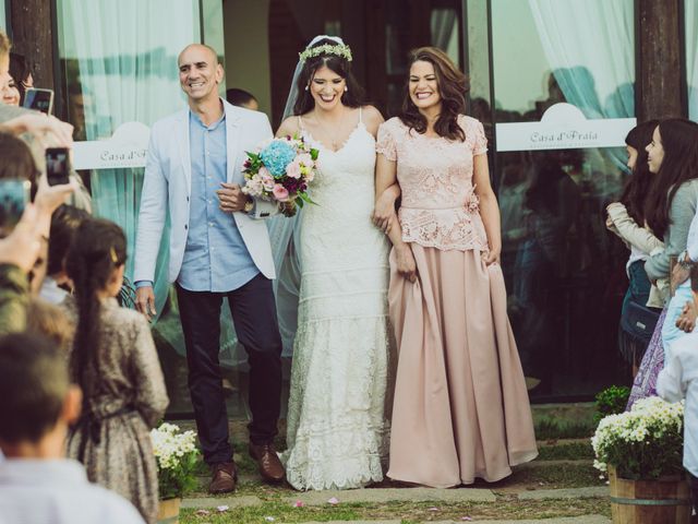 O casamento de André e Tamires em Bombinhas, Santa Catarina 35