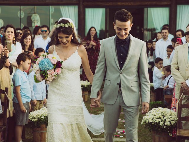 O casamento de André e Tamires em Bombinhas, Santa Catarina 37