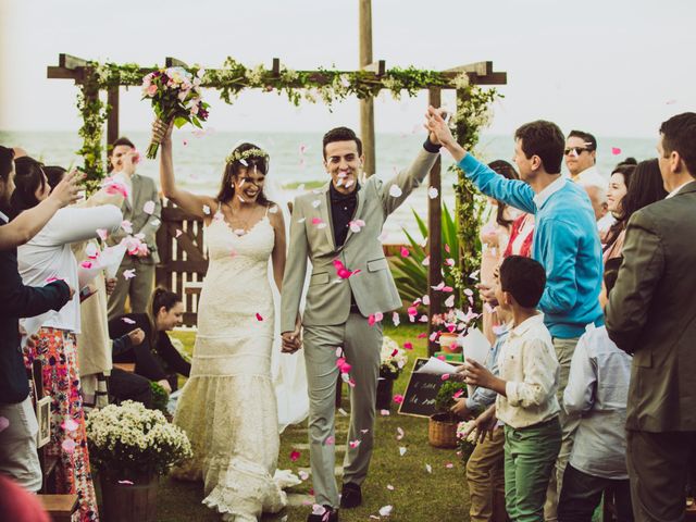 O casamento de André e Tamires em Bombinhas, Santa Catarina 40