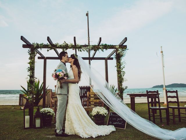 O casamento de André e Tamires em Bombinhas, Santa Catarina 2