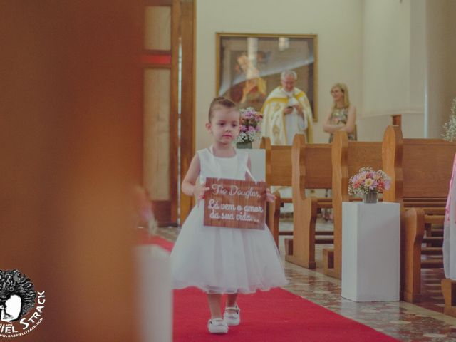 O casamento de Douglas e Débora em Estância Velha, Rio Grande do Sul 51