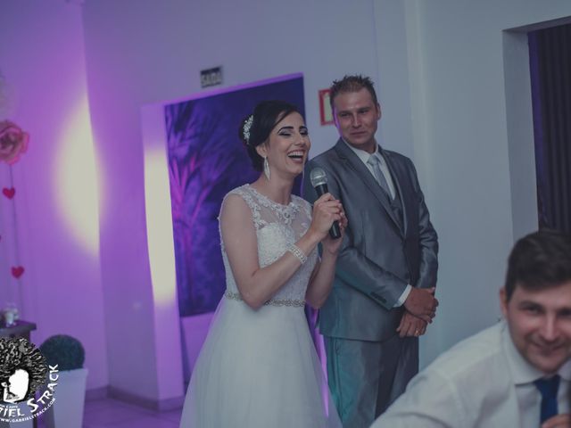 O casamento de Douglas e Débora em Estância Velha, Rio Grande do Sul 105