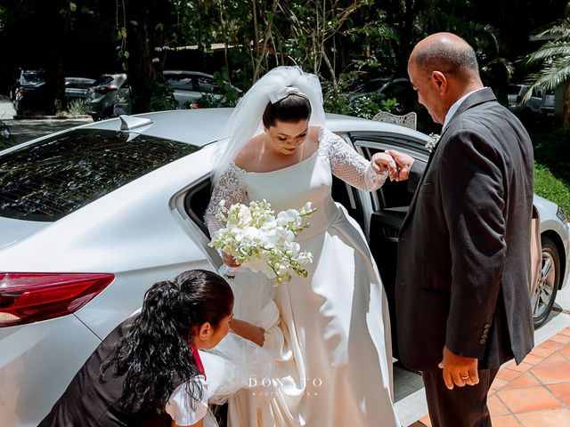 O casamento de Lucas  e Verônica  em Mairiporã, São Paulo Estado 22