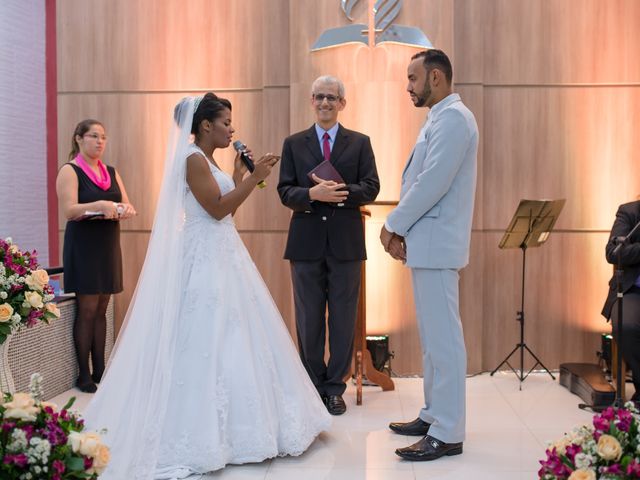 O casamento de Tainerson e Liliam em Salvador, Bahia 33